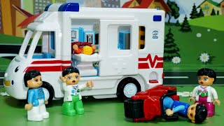 Видео с игрушечными машинками - Полицейская скорая помощь и Пожарная машина!.mp4 смотреть онлайн