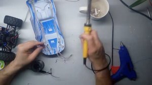 Светодиодная подсветка на радиоуправляемую машинку своими руками.