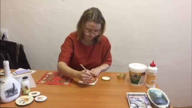 Мастер-класс по декупажу подставки под горячее смотреть онлайн