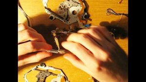 каретка от двд привода с шаговым двигателем. скучное видео про то как припаять 4 проводка.