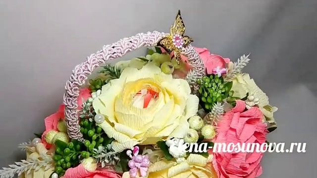 Стильная и модная сумочка из конфет рафаело