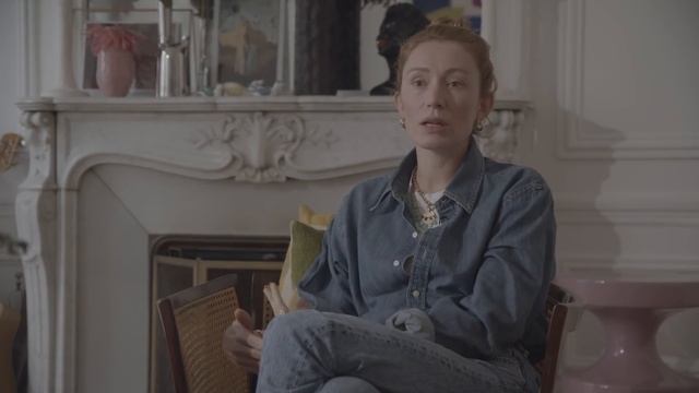 Inside Colombe Campana's arty, colorful Paris apartment | Une Fille Un Style | Vogue Paris смотреть онлайн