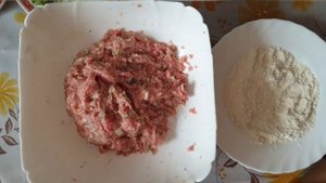 Биточки тушеные. Вкус из детства. Тушеные биточки в сметанно-томатном соусе.2020