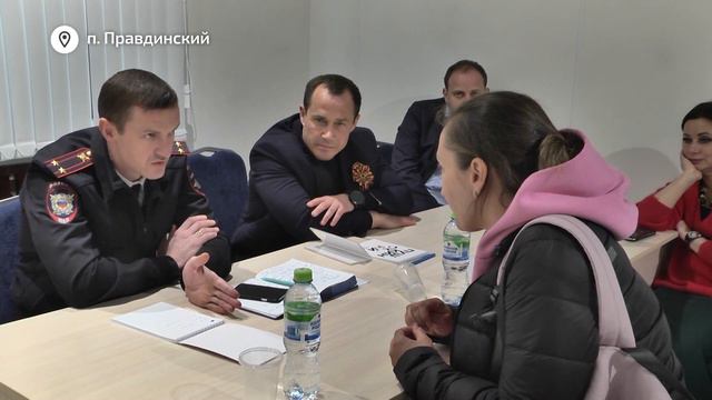 Выездную администрацию провели в Правдинском