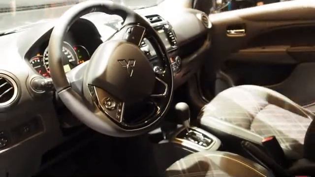 Citroen C3 vs Mitsubishi Space Star смотреть онлайн