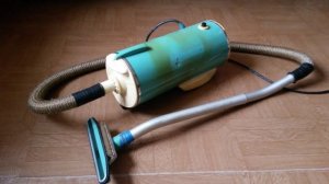 Пылесос Чайка-3, 1971 года выпуска.