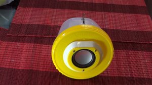 Самодельная колонка из пищевого контейнера