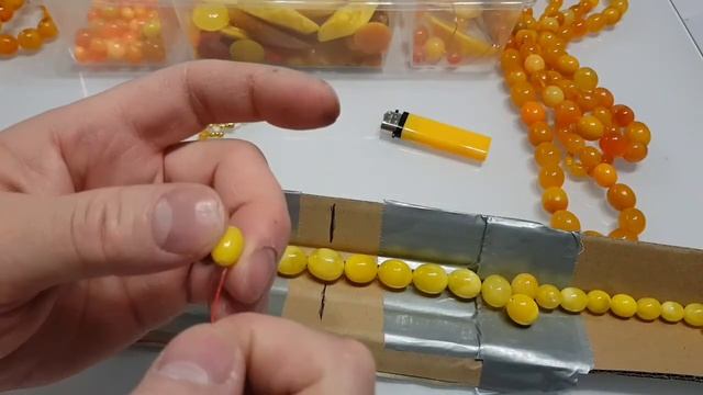 Сделать янтарные бусы своими руками смотреть онлайн