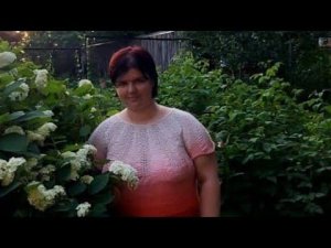 Кокетка"Павлиний хвост". Сколько набирала петель, сколько рапортов рукава?Как делю секции фловерс?