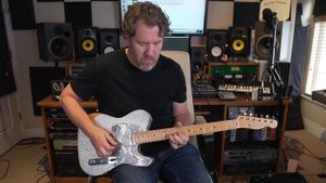 Fender Brad Paisley Road Worn Telecaster - Silver Sparkle