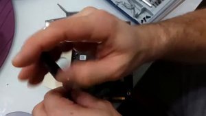 Как разобрать жесткий диск 3.5 дюйма на сувениры How to open hard disk drive