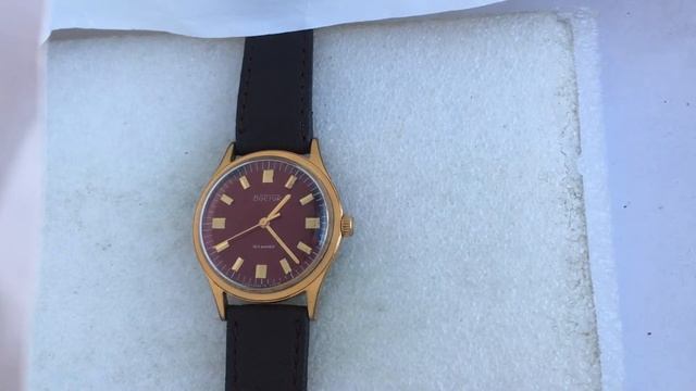 мужские часы Восток СССР бордовые позолоченные смотреть онлайн