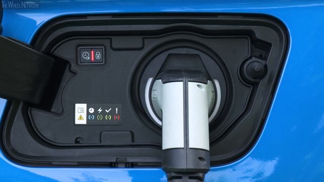 2021 Opel Grandland Hybrid4 | Driving, Interior, Exterior (Plug-in Hybrid) смотреть онлайн