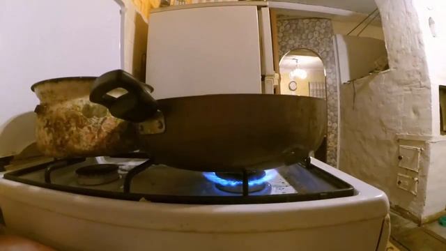 сырники из залежавшегося творога "выжить на сотку" смотреть онлайн