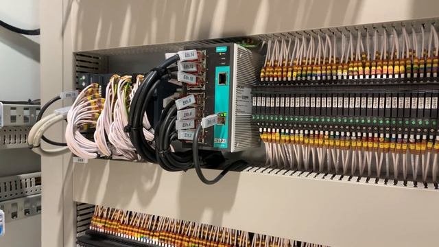 Распределительный шкаф системы управления канализационной-насосной станцией