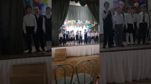 Песня про Маму поют дети