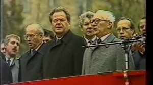 Поют Хонеккер, Горбачёв,  Ельцин 1986