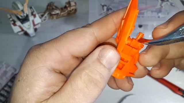 Гандам или Гаода. Сборная модель из детского мира и сравнение оригинала