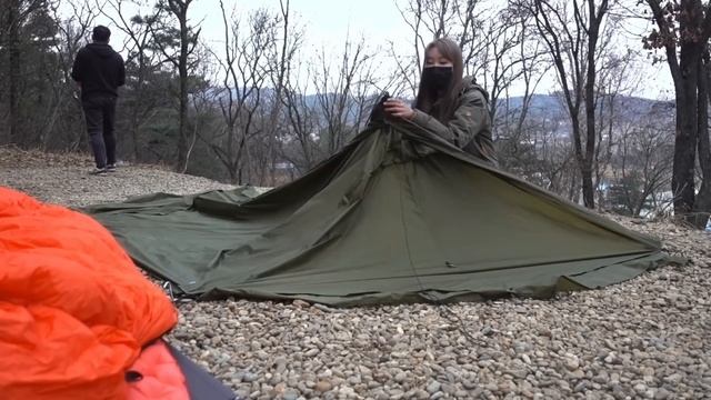 [ 솔로캠핑 ] 비온다!! 나홀로 빗소리 들으며 장어구이에 우중 혼술/갑자기 사이트에서 쫒겨난 사연/빗소리 들으며 우중불멍/우중캠핑/대중교통캠핑/캠핑 용품/캠핑장추천