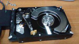 Разбор HDD Seagate ST2000VM002 (2016.07.06)
