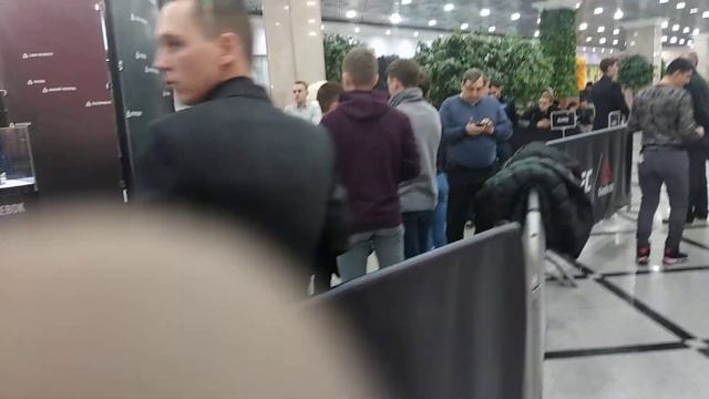 Пояса чемпиона UFC ХАБИБ НУРМАГОМЕДОВ в Екатеринбурге смотреть онлайн