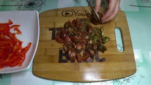 НА НОВОГОДНИЙ ПРАЗДНИК. ЗАКУСКА ПО-ПРАЖСКИ. Вкусный салат БЕЗ МАЙОНЕЗА?