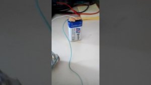 лампочка 220 v от батарейки крона 9 v.