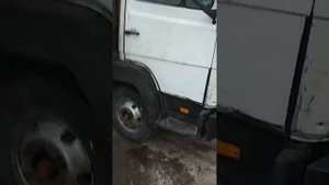 Мерседес 817 гидроподъемник кабины