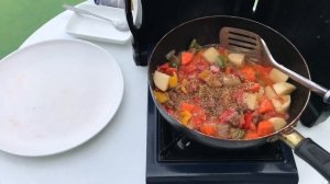 Жаркое из макарон. Makaron jarkop. Жаренные макароны. Очень вкусное блюдо.