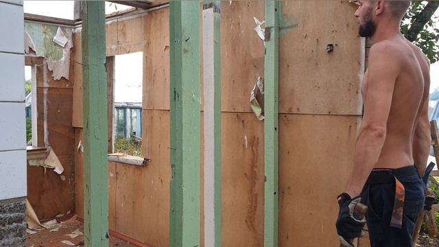 #влог#дача#огород Купил дачу 13 соток. Сезон 1 серия 10. Продолжаем ломать старый домик. смотреть онлайн