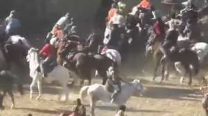 Хуршед човандоз ва Файзали човандоз дар шахри Кулоб