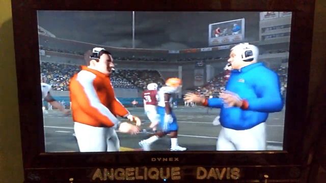 NCAA Football 2005 End Game 553 смотреть онлайн