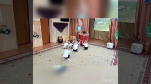 Подвижная игра "Зайка беленький сидит"