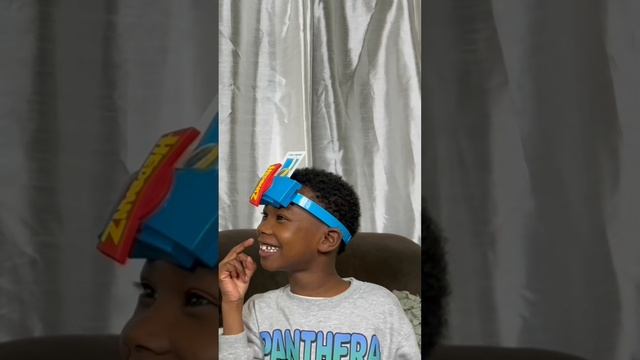 HedBanz Blast Off Game #familyfun #toyreview