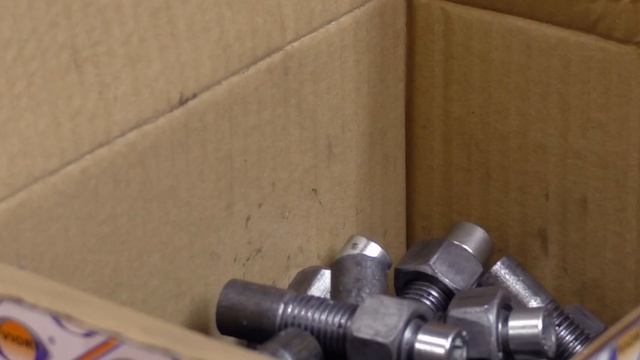 Make A Welding Table From Pieces Of Thick Metal смотреть онлайн