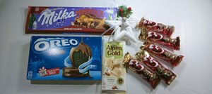 Асмр шоколад ? распаковываю и раскладываю шоколад и шоколадные конфеты ? для вашего удовольствия