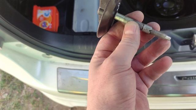 Полноразмерное колесо (Запаска) на Prius Альфа смотреть онлайн