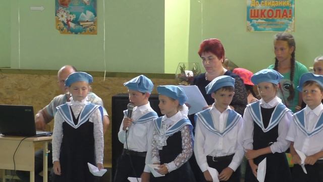 Первоклассники поздравляют выпускников 2016 смотреть онлайн