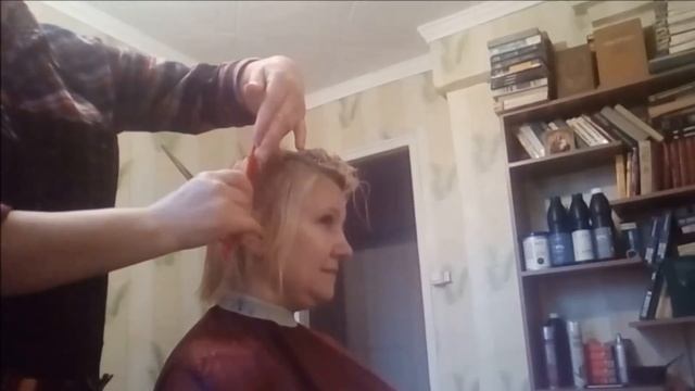 Модная стрижка на средние волосы смотреть онлайн