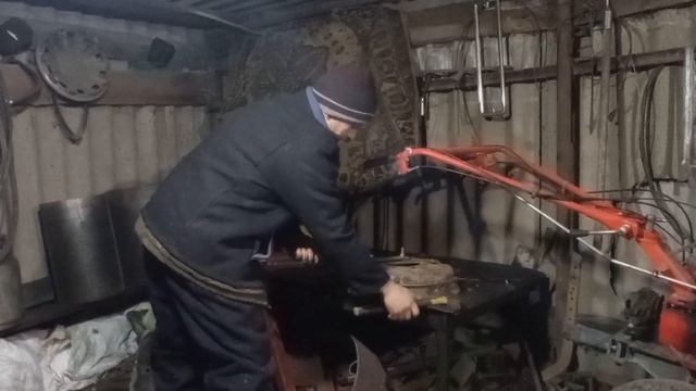 Саморобний гарбузовий комбайн своїми руками/// Продовження...