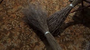 Делаем веники из дерезы.