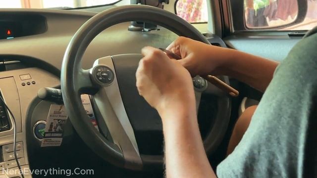 Easy Guide to Replacing the Steering Wheel Emblem on a Toyota Prius смотреть онлайн