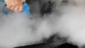 Чистка сидений паром.