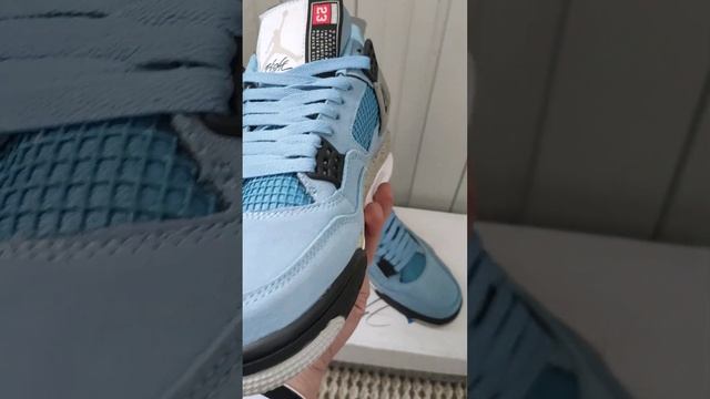 Кроссовки Nike jordan 4 Retro University Blue