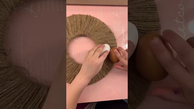 Пасхальный венок из скорлупы смотреть онлайн