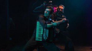 Театр на Юго-Западе. Аккордеоны