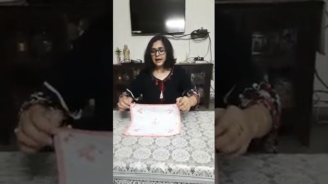 HANDKERCHIEF FOLDING ACTIVITY | FINE MOTOR SKILLS | Chitra's Art & Crafts for Kids смотреть онлайн