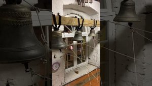 Вариант простого звона используя зазвонные колокола и благовестник
