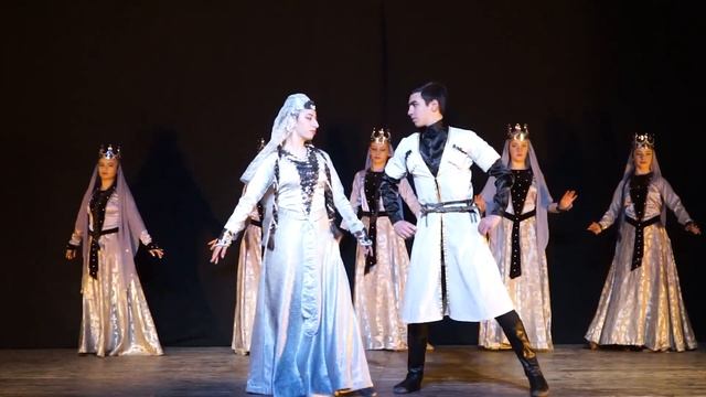 Georgian choreographic ensemble "ATINATI''- ,, DAVLURI -QARTULIT'' смотреть онлайн