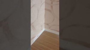 Вот что будет при укладке ламината без зазоров вдоль стен?